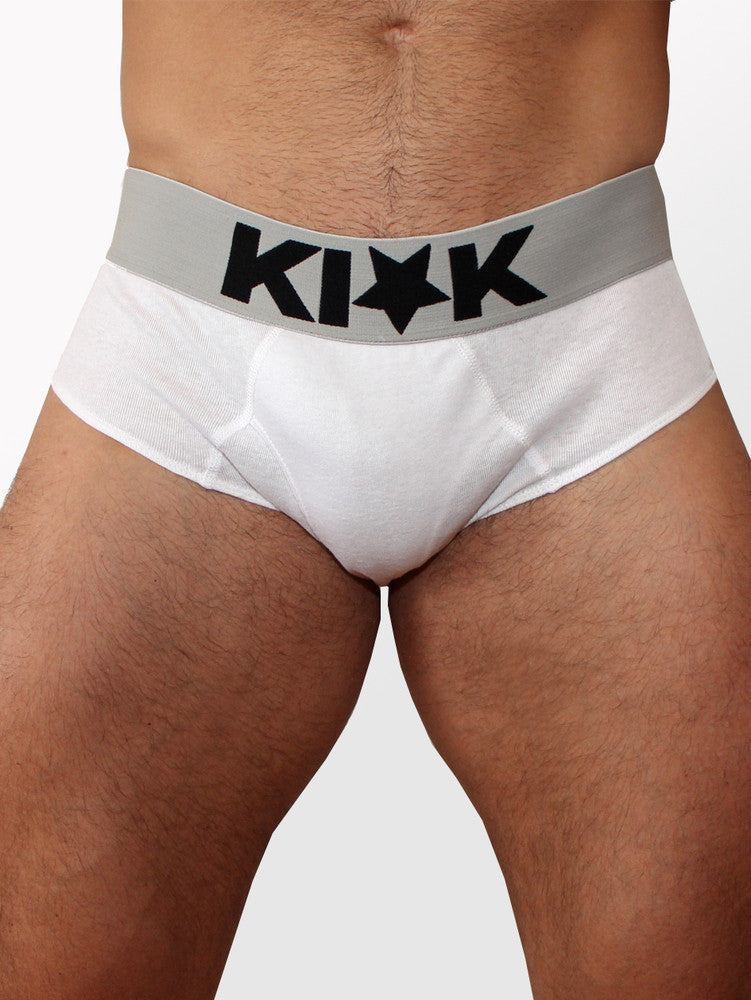 KickSagat: The Kick Brief White