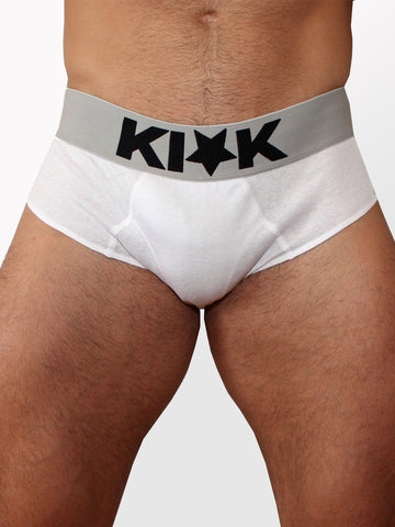 KickSagat: The Kick Brief White