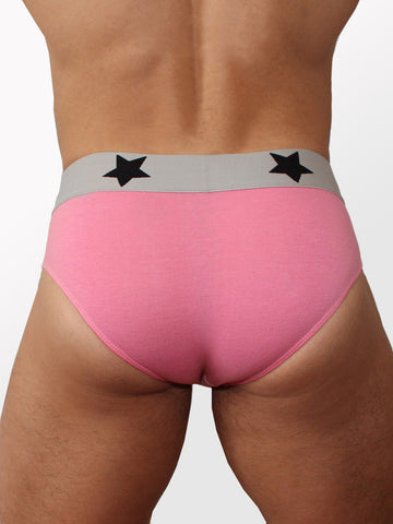 KickSagat: The Kick Trunk Pink